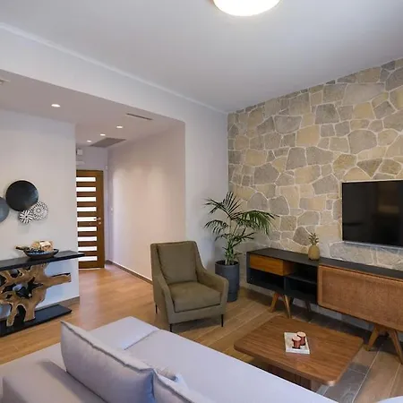 In Heart Of Old Town Saint Rocco's Chic