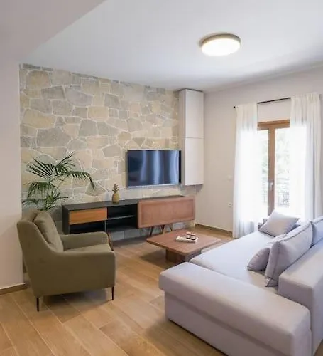 In Heart Of Old Town Saint Rocco's Chic Appartamento