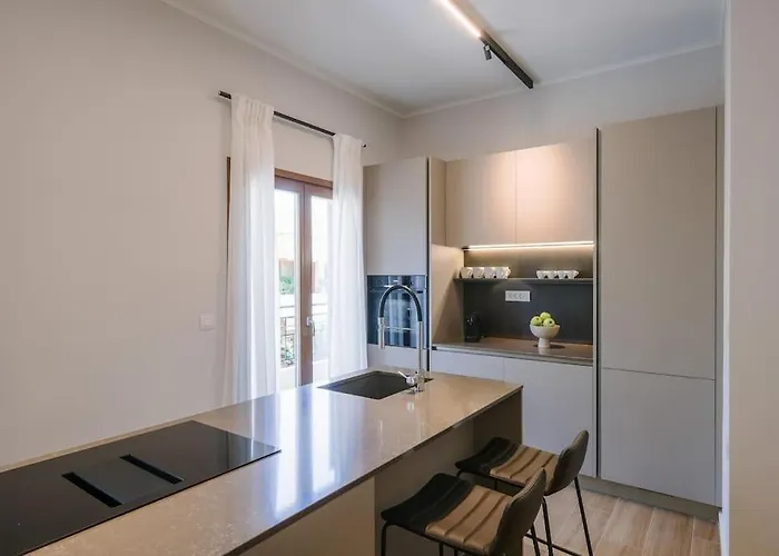 In Heart Of Old Town Saint Rocco's Chic Appartamento La Canea