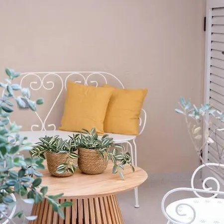 In Heart Of Old Town Saint Rocco's Chic Apartamento Chania (Crete)